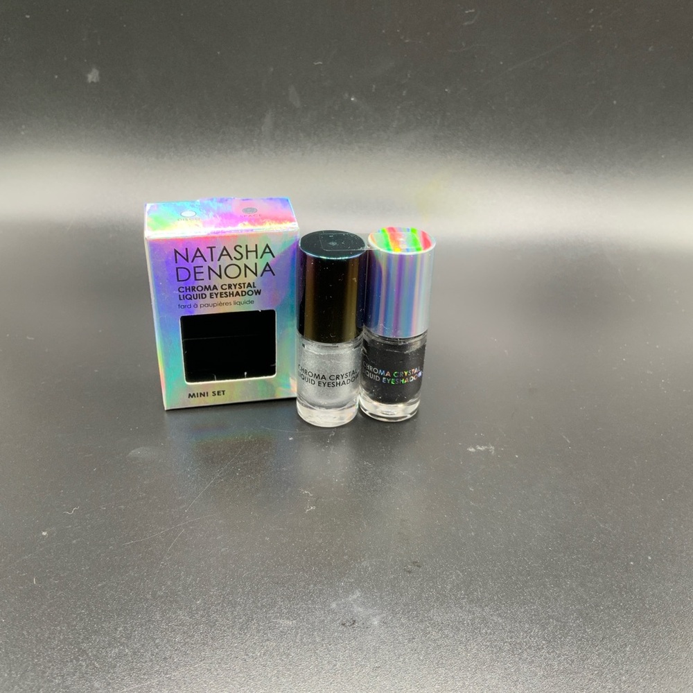 Natasha Denona Chroma Crystal Eyeshadow Duo - Black & Silver - Picture 2 of 5